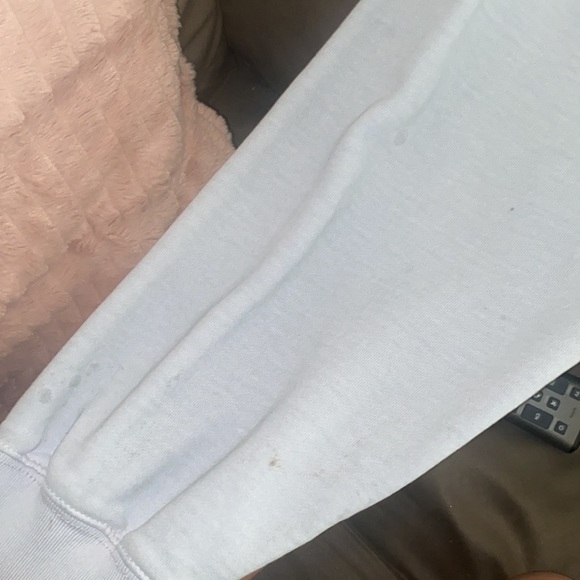 Brandy Melville Oversize Sweatshirt - Picture 6 of 9